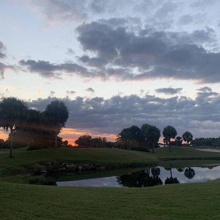 Newly Listed! 20 Percent Off! Golf And Tennis Community Retreat Villa Wesley Chapel Exterior photo